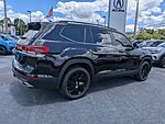 Used 2025 Volkswagen Atlas 2.0T SE W/TECHNOLOGY in JACKSONVILLE, FLORIDA (Photo 5)