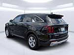 Used 2025 KIA SORENTO LX in JACKSONVILLE, FLORIDA (Photo 5)