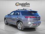 New 2026 NISSAN PATHFINDER SL in JACKSONVILLE, FLORIDA (Photo 3)