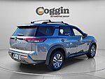 New 2026 NISSAN PATHFINDER SL in JACKSONVILLE, FLORIDA (Photo 5)