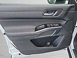 New 2026 NISSAN PATHFINDER SL in JACKSONVILLE, FLORIDA (Photo 30)