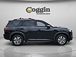 New 2026 NISSAN PATHFINDER SL in JACKSONVILLE, FLORIDA (Photo 6)