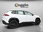 New 2026 TOYOTA COROLLA CROSS L in JACKSONVILLE, FLORIDA (Photo 20)