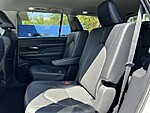Used 2024 TOYOTA GRAND HIGHLANDER XLE in ATLANTIC BEACH, FLORIDA (Photo 17)