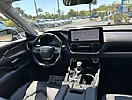 Used 2024 TOYOTA GRAND HIGHLANDER XLE in ATLANTIC BEACH, FLORIDA (Photo 33)