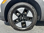 Used 2025 HYUNDAI SANTA FE HYBRID SEL in ATLANTIC BEACH, FLORIDA (Photo 12)