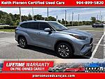 Used 2022 TOYOTA HIGHLANDER XLE AWD (NATL) in JACKSONVILLE, FLORIDA (Photo 1)