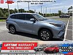 Used 2022 TOYOTA HIGHLANDER XLE AWD (NATL) in JACKSONVILLE, FLORIDA (Photo 10)