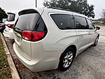 Used 2017 CHRYSLER PACIFICA TOURING L in JACKSONVILLE, FLORIDA (Photo 4)