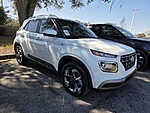 Used 2025 HYUNDAI VENUE SEL in JACKSONVILLE, FLORIDA (Photo 3)