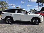 Used 2025 INFINITI QX60 LUXE in JACKSONVILLE, FLORIDA (Photo 8)