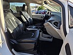 Used 2023 CHRYSLER PACIFICA TOURING L in JACKSONVILLE, FLORIDA (Photo 20)