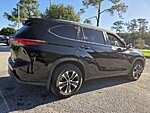 Used 2020 TOYOTA HIGHLANDER XLE in JACKSONVILLE, FLORIDA (Photo 7)