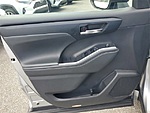 Used 2022 TOYOTA HIGHLANDER XLE in JACKSONVILLE, FLORIDA (Photo 12)