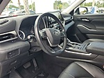 Used 2022 TOYOTA HIGHLANDER XLE in JACKSONVILLE, FLORIDA (Photo 14)