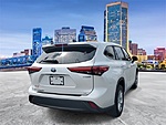 Used 2023 TOYOTA HIGHLANDER HYBRID LE in JACKSONVILLE, FLORIDA (Photo 2)