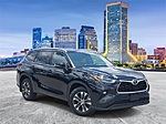 Used 2021 TOYOTA HIGHLANDER XLE in JACKSONVILLE, FLORIDA (Photo 1)