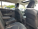 Used 2021 TOYOTA HIGHLANDER XLE in JACKSONVILLE, FLORIDA (Photo 33)