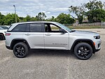 New 2025 JEEP GRAND CHEROKEE LIMITED 4X2 in NEW PORT RICHEY, FLORIDA (Photo 8)
