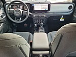 New 2026 JEEP GLADIATOR SPORT S 4X4 in NEW PORT RICHEY, FLORIDA (Photo 15)