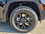 New 2025 JEEP GRAND CHEROKEE L ALTITUDE X 4X2 in NEW PORT RICHEY, FLORIDA (Photo 9)