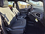 New 2026 CHRYSLER PACIFICA SELECT FWD in NEW PORT RICHEY, FLORIDA (Photo 18)