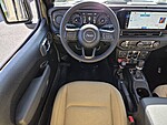 New 2026 JEEP GLADIATOR WILLYS 41 4X4 in NEW PORT RICHEY, FLORIDA (Photo 16)