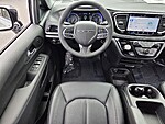 New 2026 CHRYSLER PACIFICA SELECT FWD in NEW PORT RICHEY, FLORIDA (Photo 13)