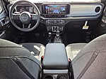 New 2026 JEEP GLADIATOR SPORT S 4X4 in NEW PORT RICHEY, FLORIDA (Photo 17)