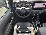 New 2026 JEEP GLADIATOR SAHARA 4X4 in NEW PORT RICHEY, FLORIDA (Photo 16)