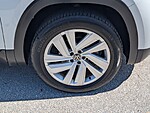Used 2021 Volkswagen Atlas Cross Sport 2.0T SE W/TECHNOLOGY FWD in LAKE PARK, FLORIDA (Photo 19)