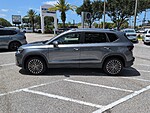 Used 2025 Volkswagen Taos SE FWD in LAKE PARK, FLORIDA (Photo 4)