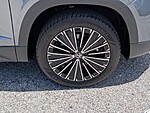 Used 2025 Volkswagen Taos SE FWD in LAKE PARK, FLORIDA (Photo 9)