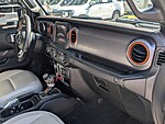 Used 2022 JEEP GLADIATOR MOJAVE 4X4 in LAKE PARK, FLORIDA (Photo 18)