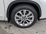 Used 2023 TOYOTA HIGHLANDER HYBRID LIMITED AWD in LAKE PARK, FLORIDA (Photo 21)