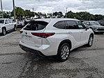 Used 2023 TOYOTA HIGHLANDER HYBRID LIMITED AWD in LAKE PARK, FLORIDA (Photo 7)