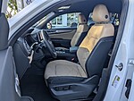 Used 2026 Volkswagen Atlas Cross Sport 2.0T SE W/TECHNOLOGY FWD in LAKE PARK, FLORIDA (Photo 13)