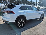 Used 2026 Volkswagen Atlas Cross Sport 2.0T SE W/TECHNOLOGY FWD in LAKE PARK, FLORIDA (Photo 7)