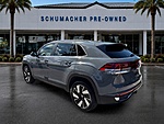 Used 2026 Volkswagen Atlas Cross Sport 2.0T SE W/TECHNOLOGY FWD in LAKE PARK, FLORIDA (Photo 5)