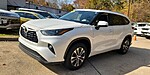 Used 2022 TOYOTA HIGHLANDER XLE FWD in ROSWELL, GEORGIA