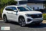 Used 2024 Volkswagen Atlas 2.0T SEL PREMIUM R-LINE (Photo 1)