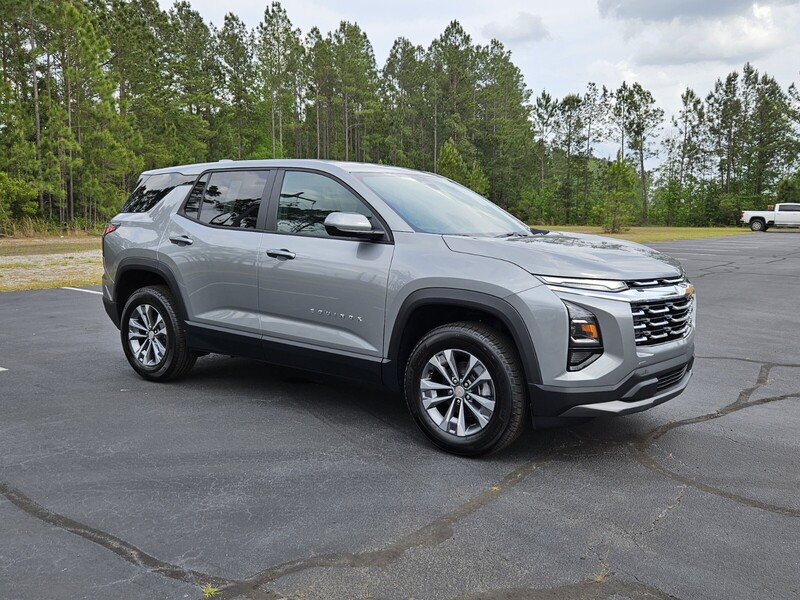 New 2025 CHEVROLET EQUINOX AWD LT in HINESVILLE, GEORGIA