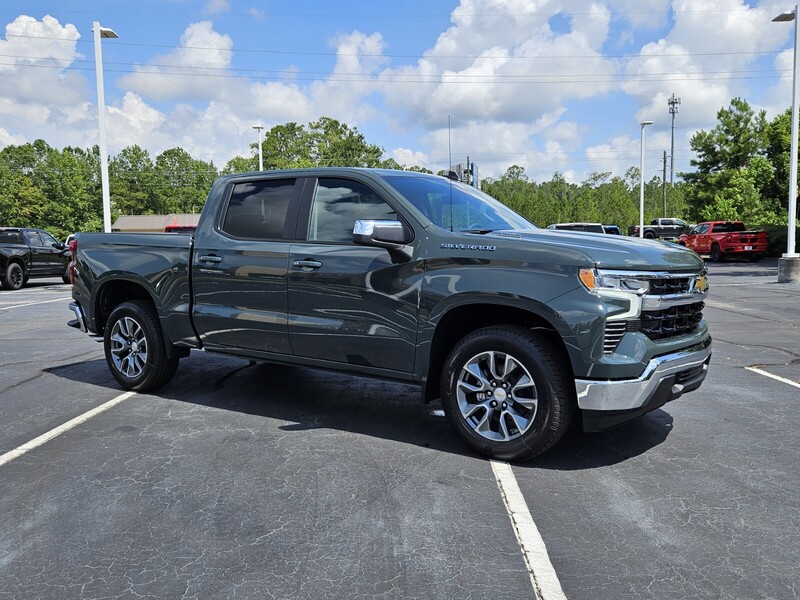 New 2025 CHEVROLET SILVERADO 1500 LT in HINESVILLE, GEORGIA