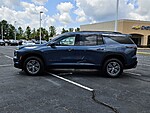 New 2025 CHEVROLET TRAVERSE FWD LT in HINESVILLE, GEORGIA (Photo 4)