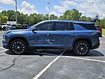 New 2025 CHEVROLET TRAVERSE FWD LT in HINESVILLE, GEORGIA (Photo 4)