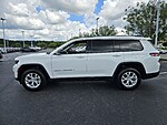 Used 2023 JEEP GRAND CHEROKEE L LIMITED 4X2 in LUMBERTON, NORTH CAROLINA (Photo 4)