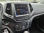 Used 2023 JEEP CHEROKEE ALTITUDE LUX 4X4 in LUMBERTON, NORTH CAROLINA (Photo 19)