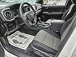Used 2022 TOYOTA TACOMA SR5 DOUBLE CAB 5' BED V6 AT in LUMBERTON, NORTH CAROLINA (Photo 7)
