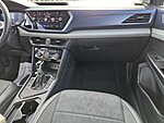 Used 2024 Volkswagen Taos SE FWD in LUMBERTON, NORTH CAROLINA (Photo 13)