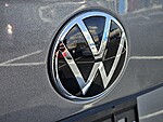 Used 2024 Volkswagen Taos SE FWD in LUMBERTON, NORTH CAROLINA (Photo 16)